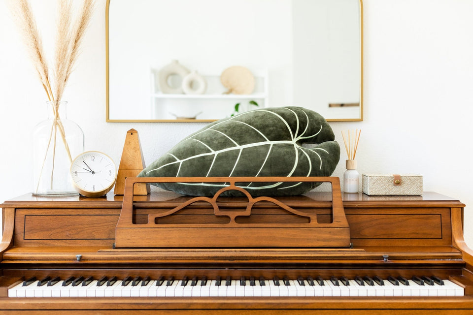 Anthurium Warocqueanum Plush Pillow - Khaki Green - Green Philosophy Co.