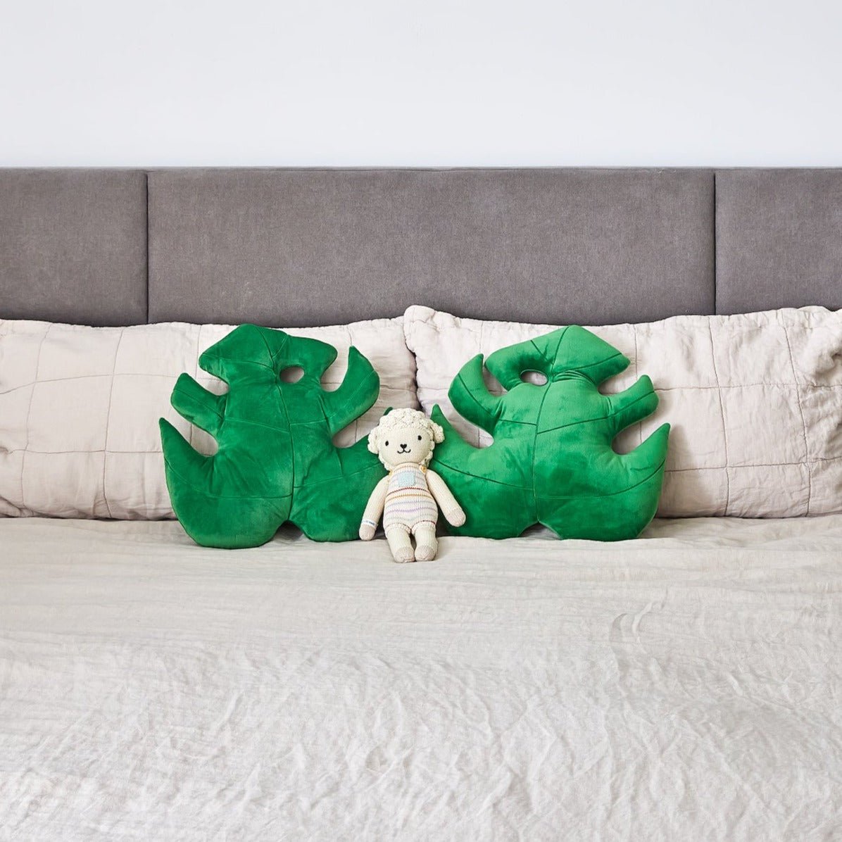 Monstera Deliciosa Leaf Set - Green Philosophy Co.