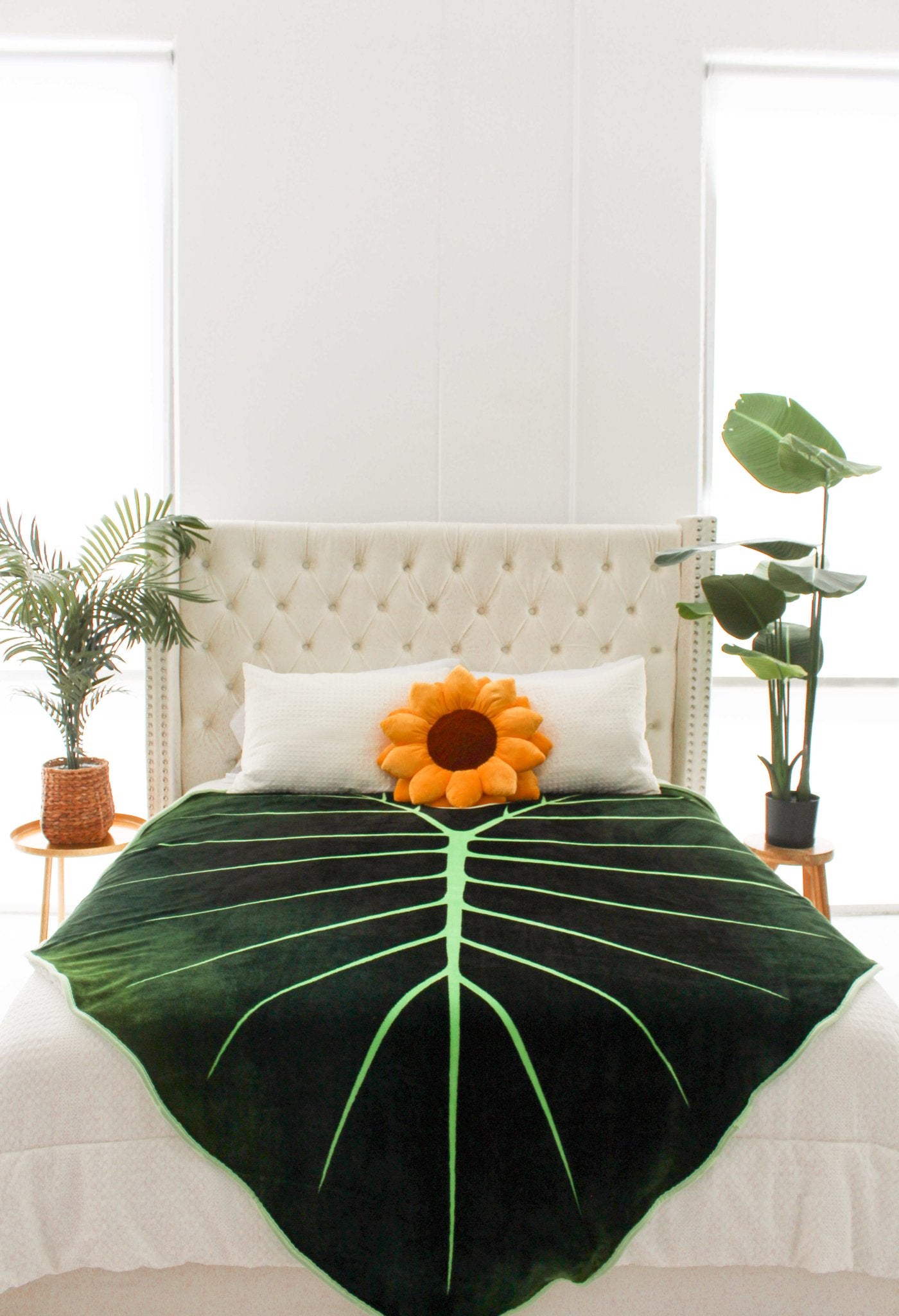 Sunflower Pillow - Golden Yellow - Green Philosophy Co.